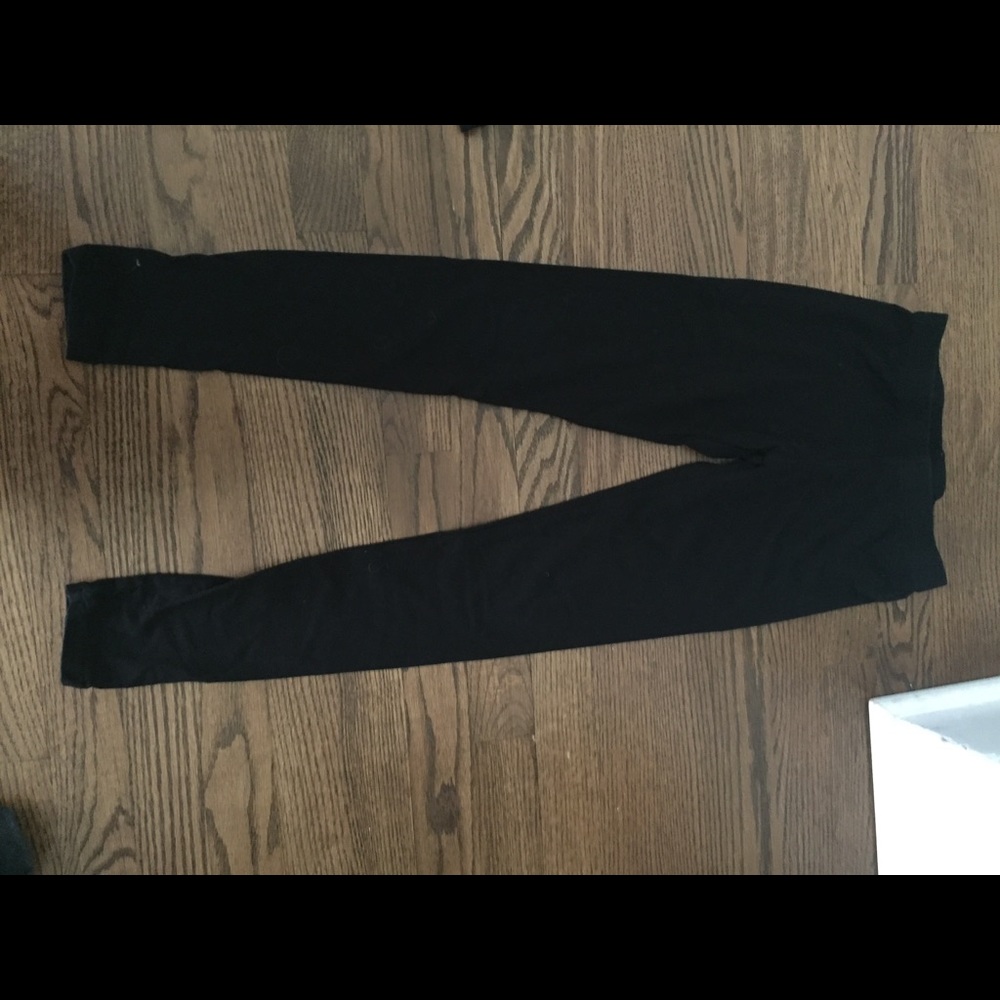T2 Love black leggings